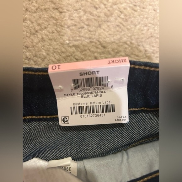 NWT - Style & CO. Size 10 Summer Vacation Bermuda Short Jean Denim - Picture 3 of 6